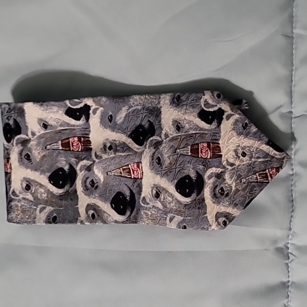 Coca-Cola Polar Bear 100% Imported Silk 59" Tie. Gently Used Good Condition